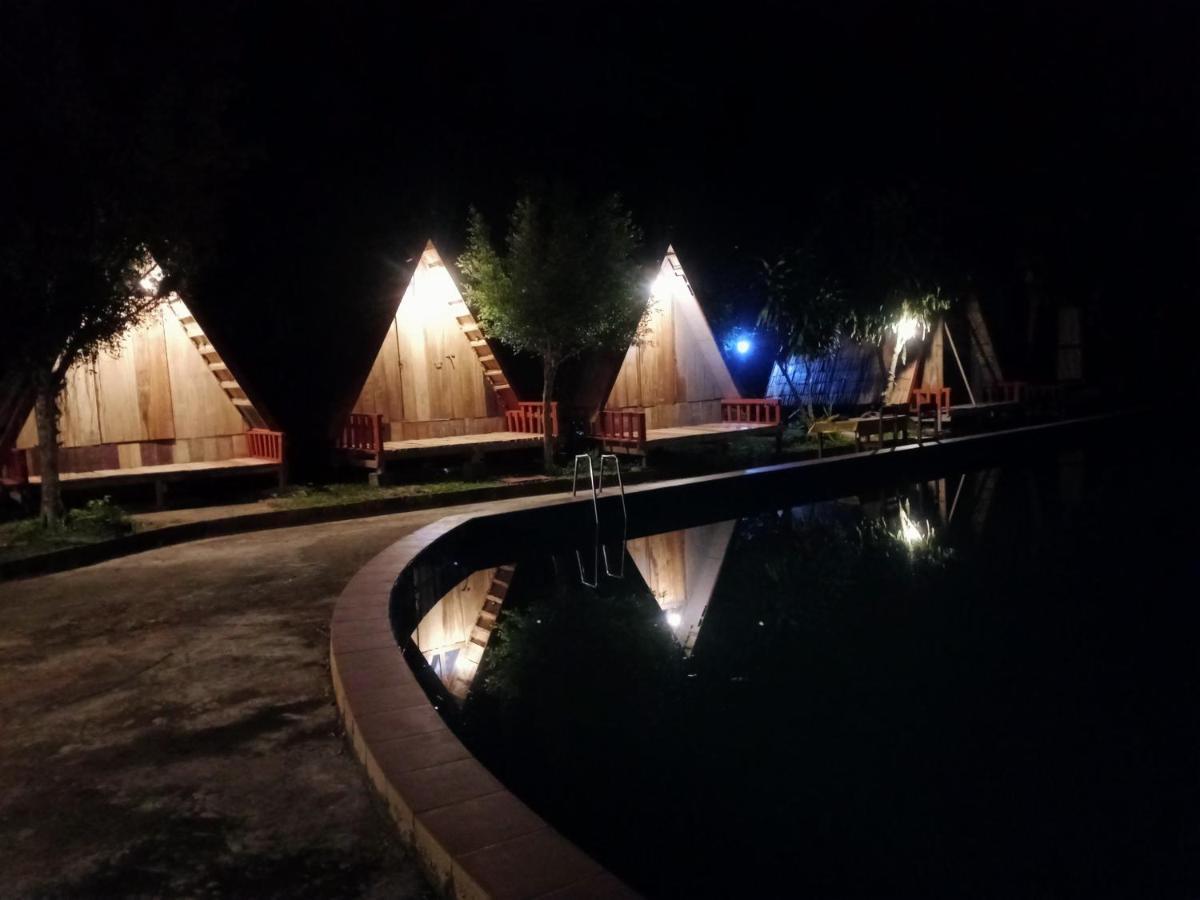 Campingsite Swimming Pool Ban Nongkham Dış mekan fotoğraf