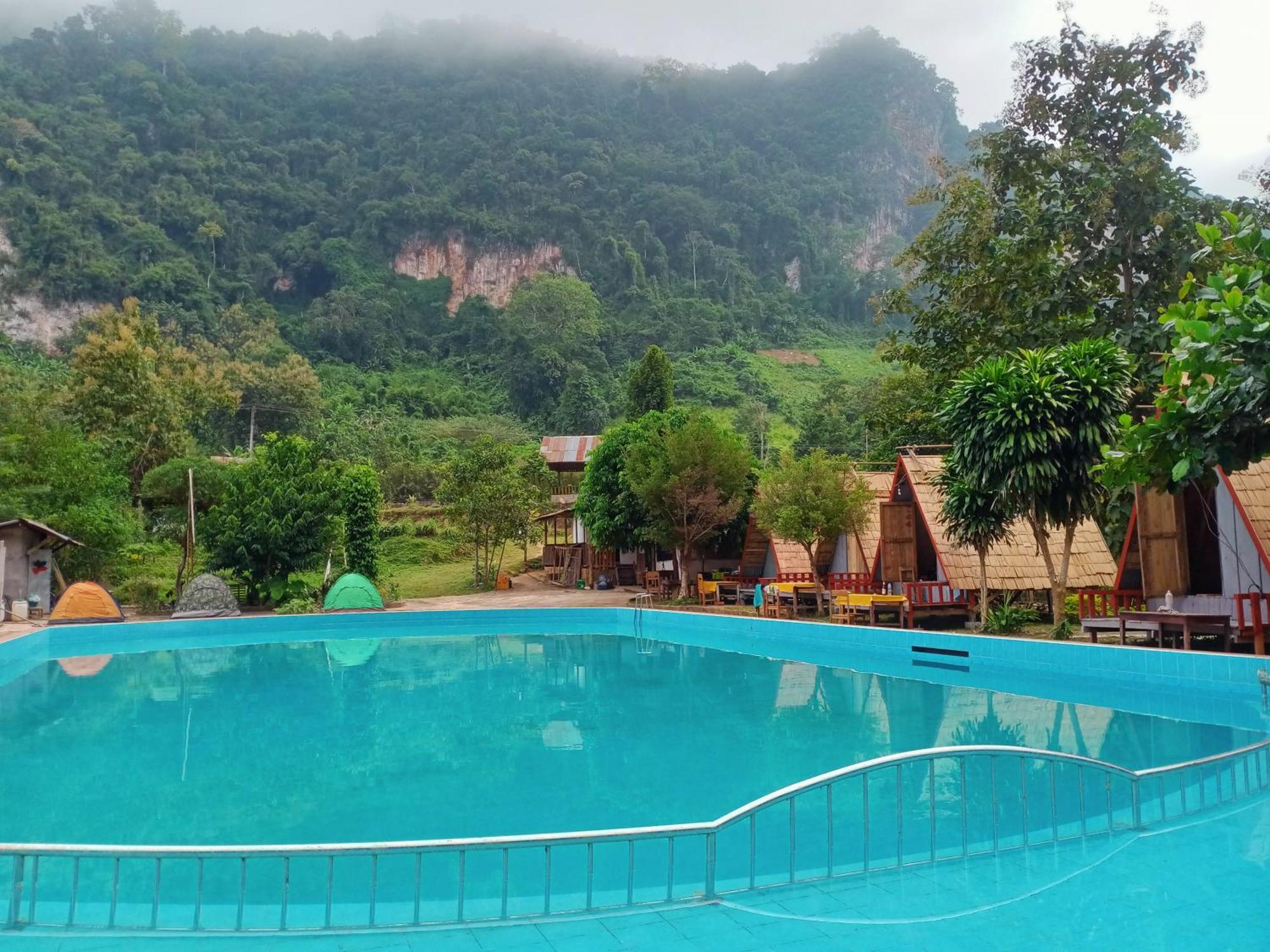 Campingsite Swimming Pool Ban Nongkham Dış mekan fotoğraf
